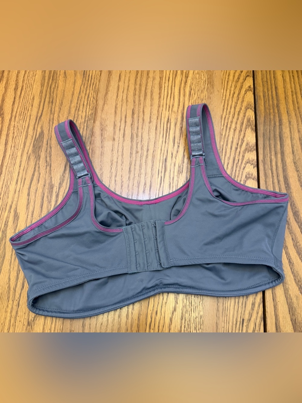 Wacoal Simone Maximum Support Sport Underwire Bra - Picture 3 of 3